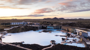 Keflavik Blue Lagoon – Comfort Admission & Transfer from Keflavik Airport